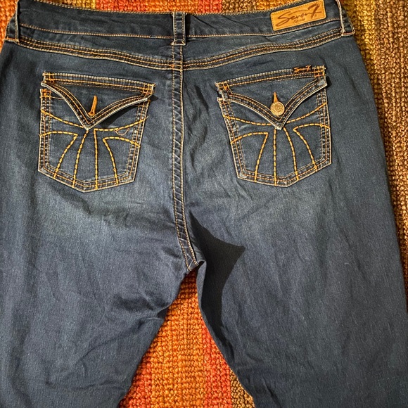 Seven7 Luxe plus size 20 bootcut jeans. - Picture 3 of 7